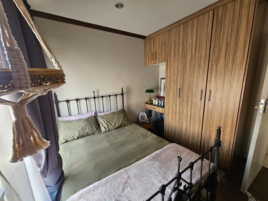 To Let 2 Bedroom Property for Rent in Miederpark North West